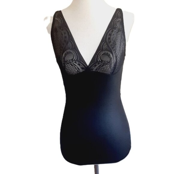 Maidenform Black Lace Shaper Camisole Small or XS - Picture 5 of 8